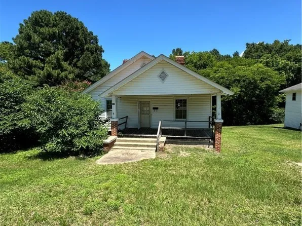 410 W K St, Erwin, NC 28339