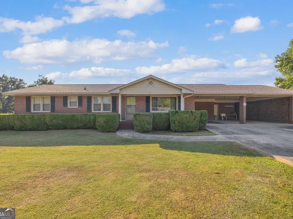 61 Farris Rd, Hartwell, GA 30643