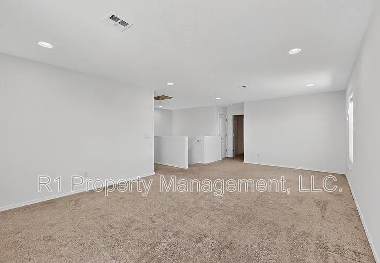 108 Hue St SW — Photo 71