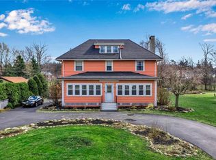 5099 Lake Shore Rd, Hamburg, NY 14075