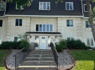 815 Duke Dr APT 311, Grand Forks, ND 58201