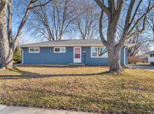 1514 Doemel St, Oshkosh, WI 54901