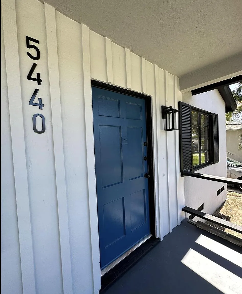 3 bed, 1050 sqft, $3,650 — Photo 3