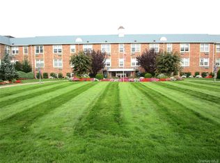 75 Noble St APT 126, Lynbrook, NY 11563