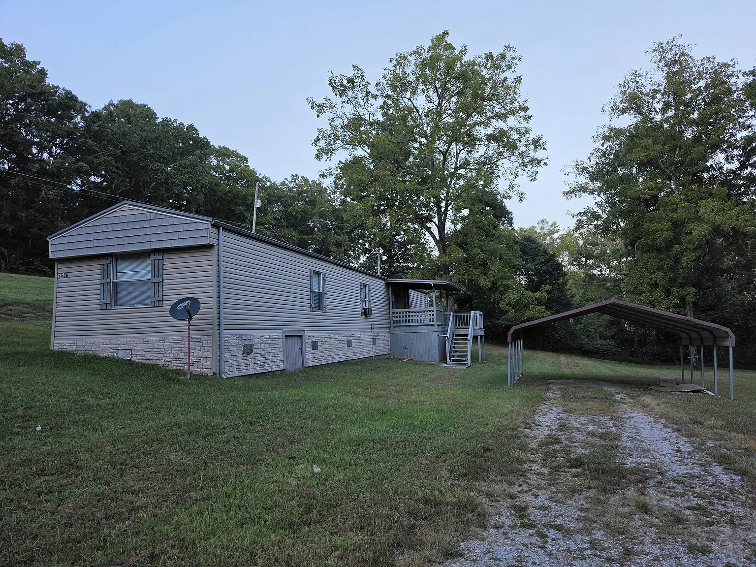 3 bed, 980 sqft, $1,200 — Photo 4
