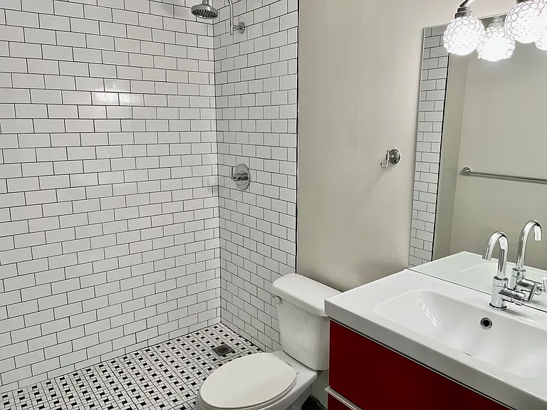 3234 N 38th St #4 — Photo 38