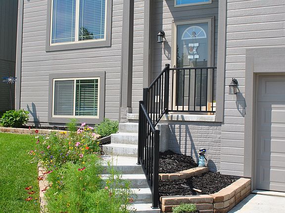 2nd image of 5312 S 195th St