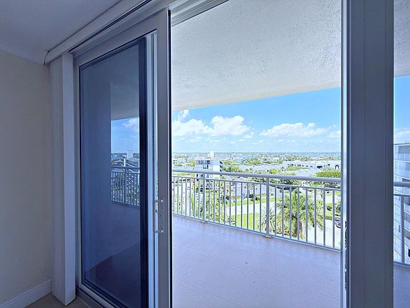 4th image of 3546 S Ocean Blvd APT 914