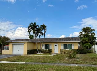 3 Forest Hills Ln, Boca Raton, FL 33431