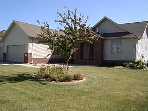 2nd image of 319 Edgewater Dr