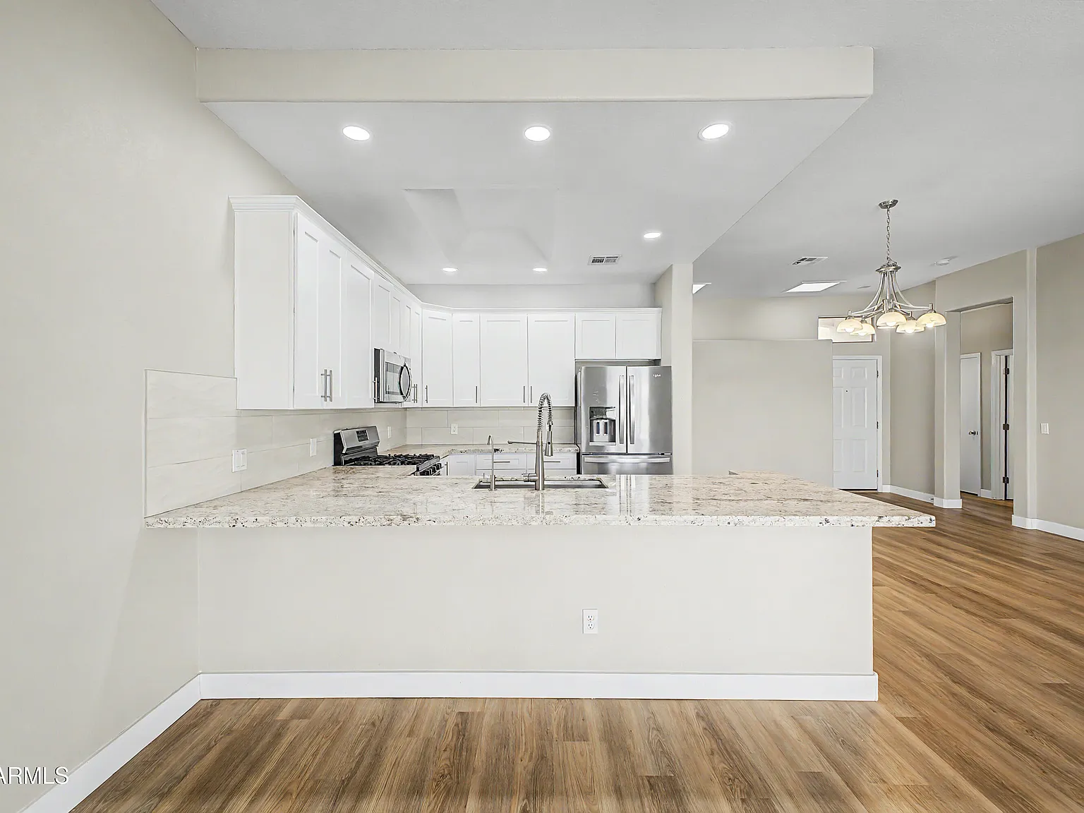 2 bed, 2.0 bath, 1339 sqft, $2,100 — Photo 3