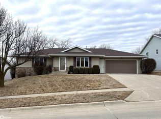 1023 Amy Ave, Carroll, IA 51401