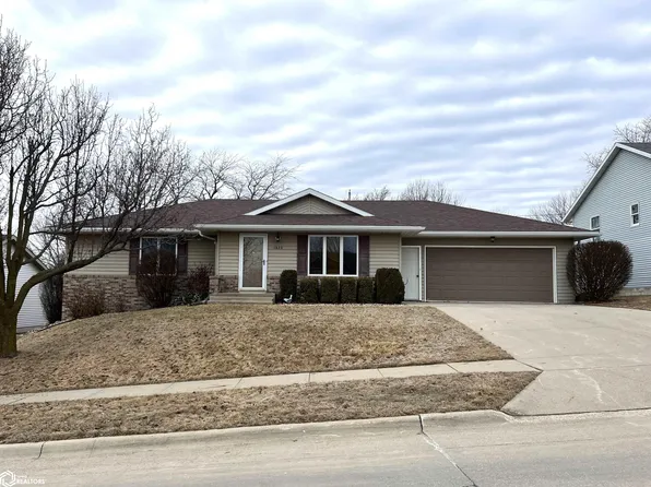 1023 Amy Ave, Carroll, IA 51401