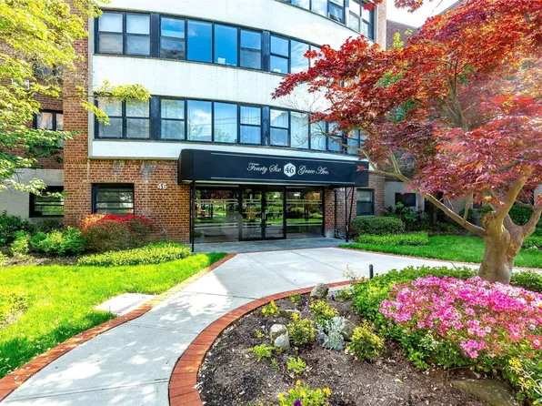 46 Grace Avenue #2N, Great Neck, NY 11021
