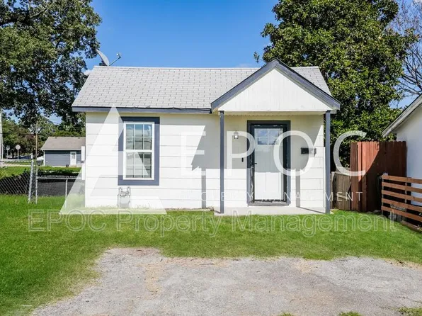 811 N Grant Ave W, Sand Springs, OK 74063