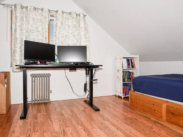 2064 Coleman Street image 14 of 22