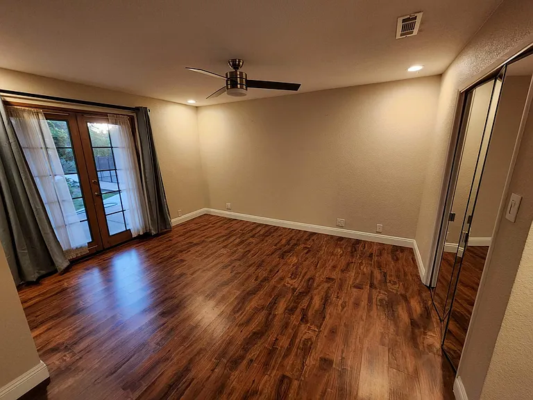 6658 Laird Rd — Photo 19