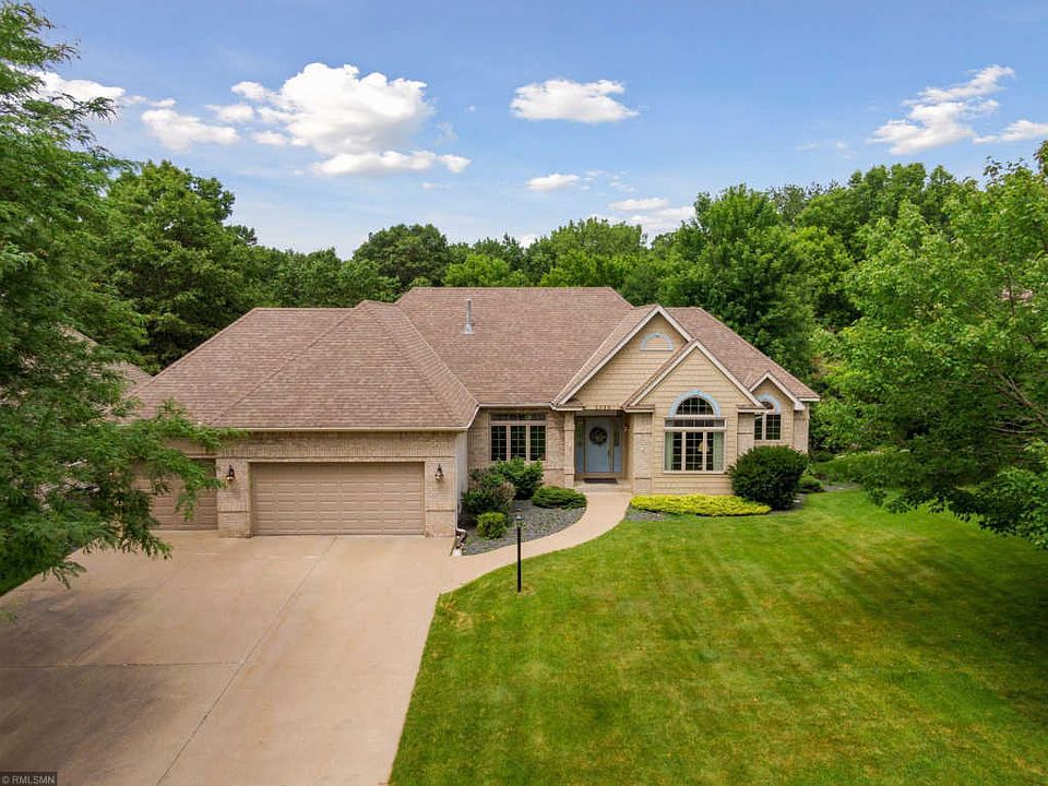 1st image of 2489 Hillwood Dr E
