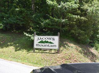 12 Jacobs Mountain Rd, Franklin, NC 28734
