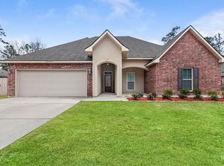 28596 Venette Ct, Madisonville, LA 70447