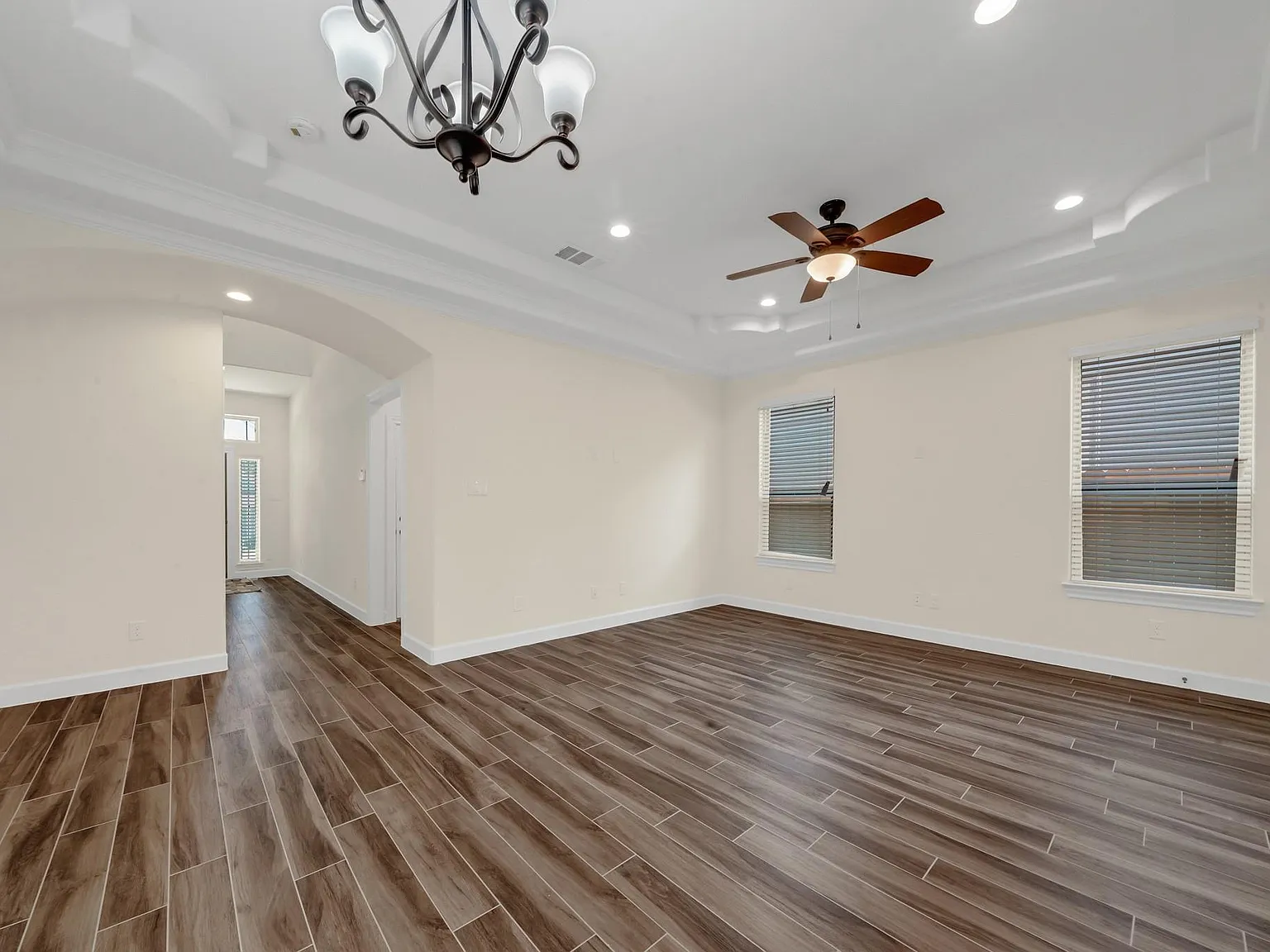 3 bed, 2.5 bath, 1772 sqft, $1,850 — Photo 3