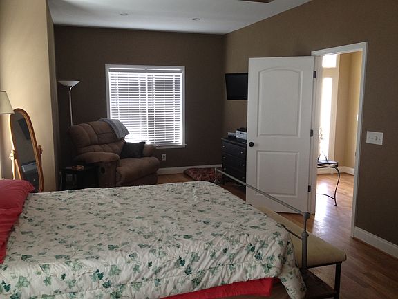 Master bedroom sitting area