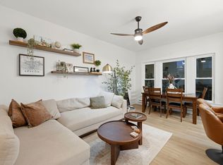 3805 N Fremont St, Chicago, IL 60613
