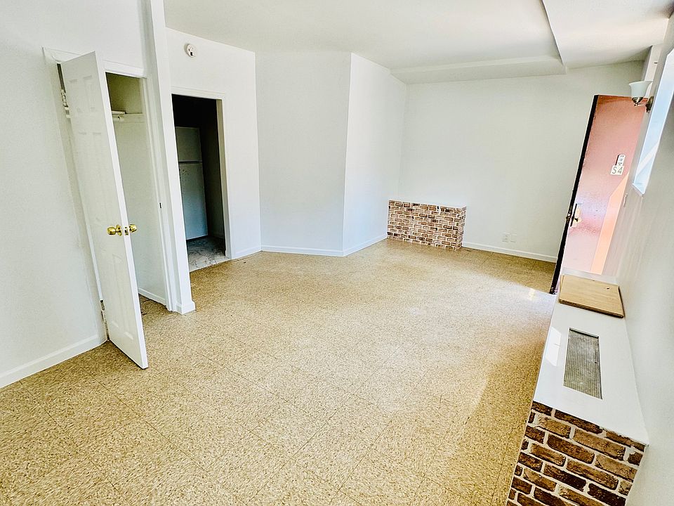 1st image of 380 McLean Ave APT S4