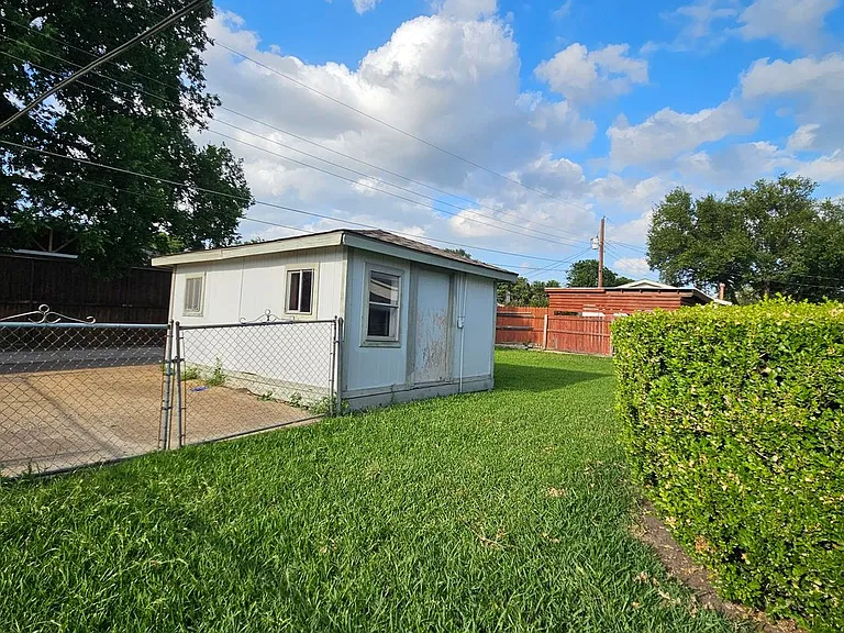 213 Melinda Dr — Photo 44