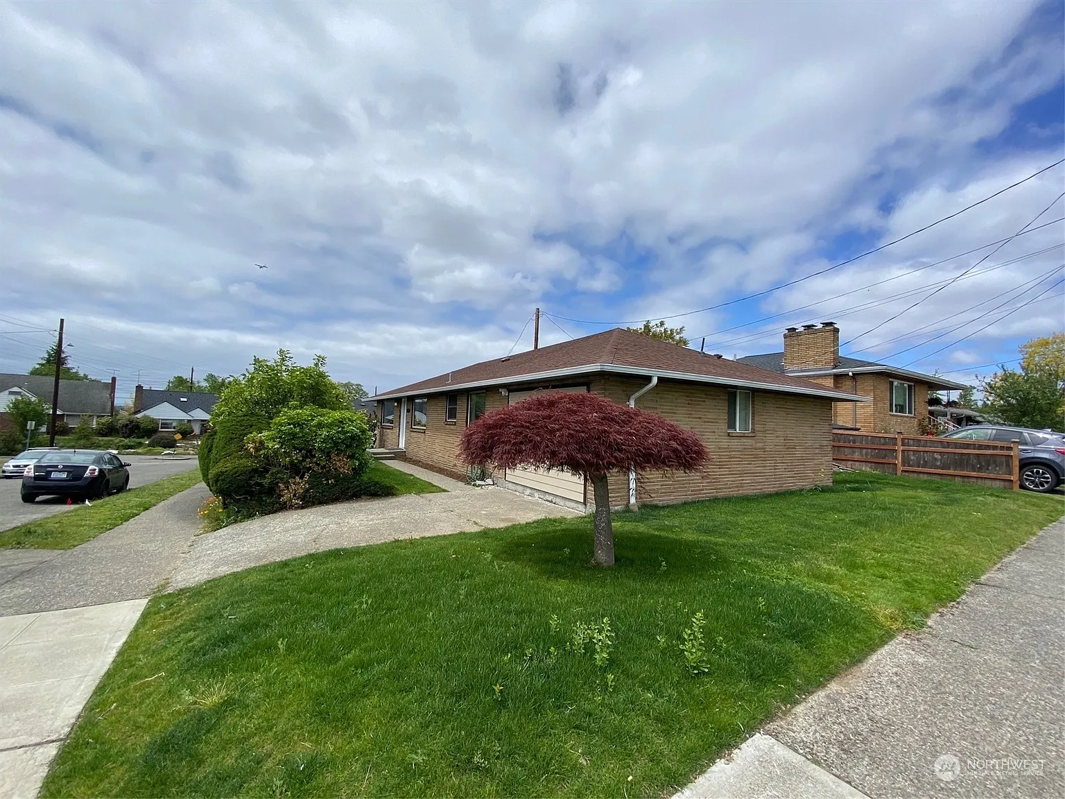 2408 S Hudson Street photo 1