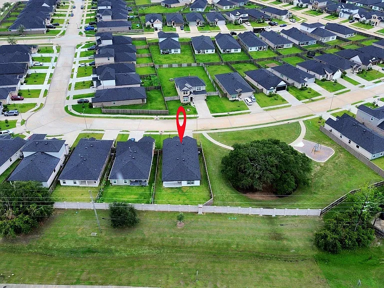 1618 Westway Dr — Photo 43