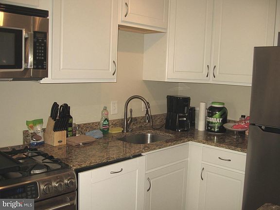 5th image of 4242 E West Hwy APT 919