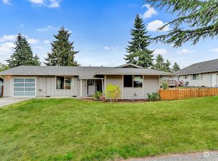1010 N Viewmont Dr, Mount Vernon, WA