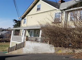 35 N Kensico Ave, Valhalla, NY