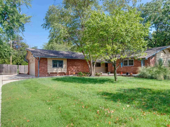 6614 E Magill Ln, Wichita, KS 67206