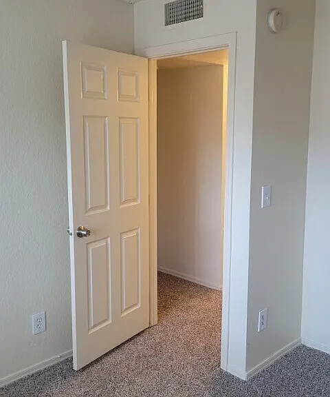 5229 W Willetta St — Photo 14