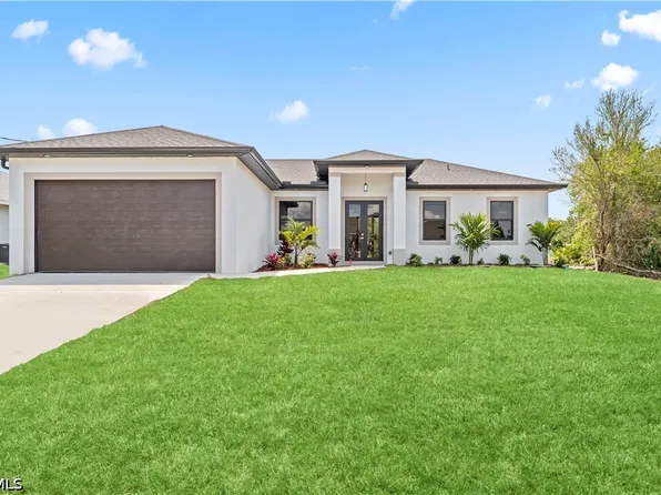 2705 Darlene Pl, Lehigh Acres, FL 33971