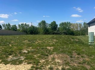 2078 Chadwick Dr, Newburgh, IN 47630