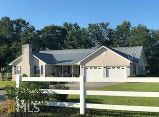 15 Messiah Ln, Lumber City, GA 31549