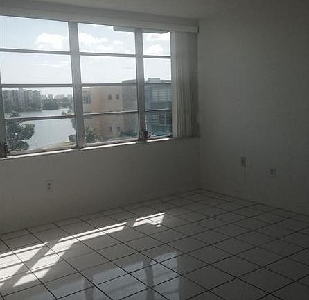 3rd image of 1501 NE Miami Gardens Dr APT 356