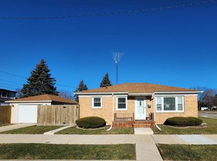 2800 Webster St, Racine, WI 53403