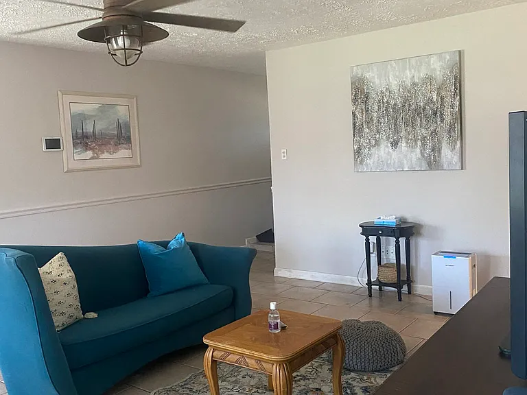 Verlaine Dr — Photo 9