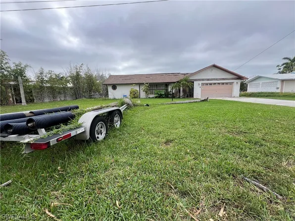 2525 8th Ave, Saint James City, FL 33956