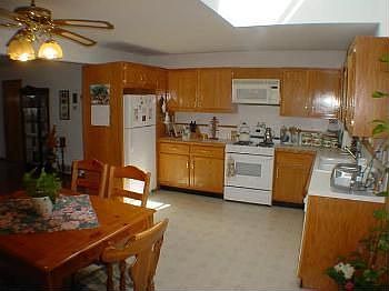 5th image of 10520 Cindy Jo Ave