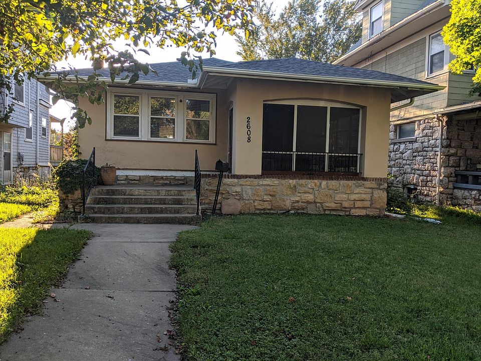 1st image of 2608 Charlotte St