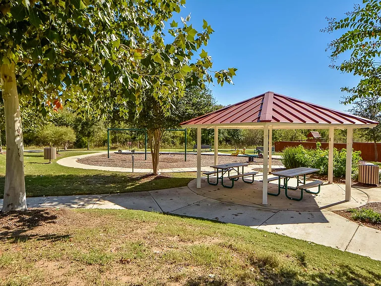 1525 Tranquility Ln — Photo 16