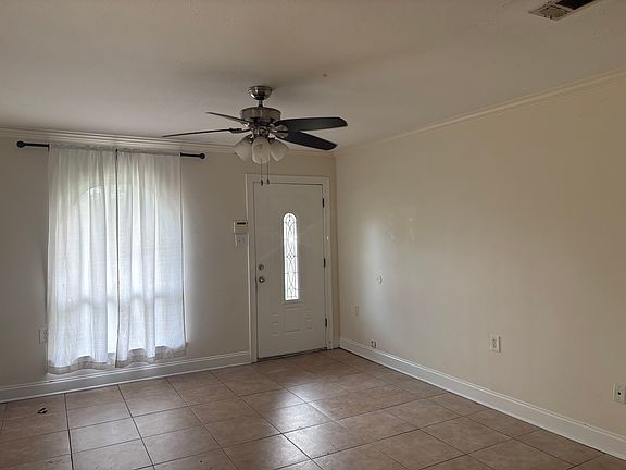4th image of 4124 W Loyola Dr