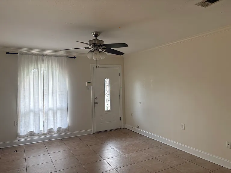 4124 W Loyola Dr — Photo 4