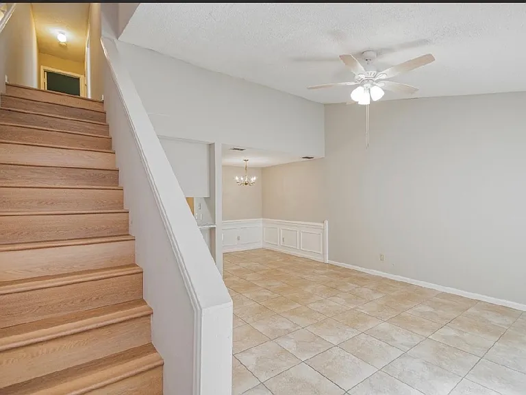 2912 Capital Park Dr — Photo 6