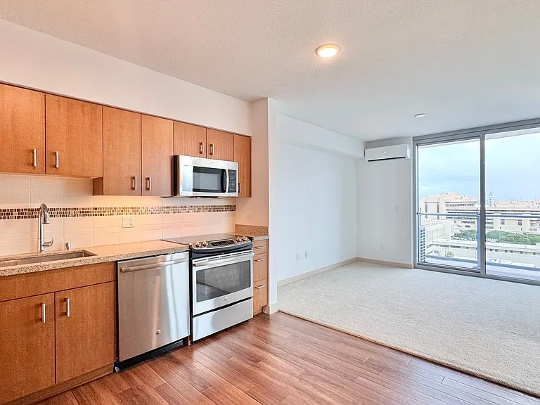 555 South St #1311 — Photo 1